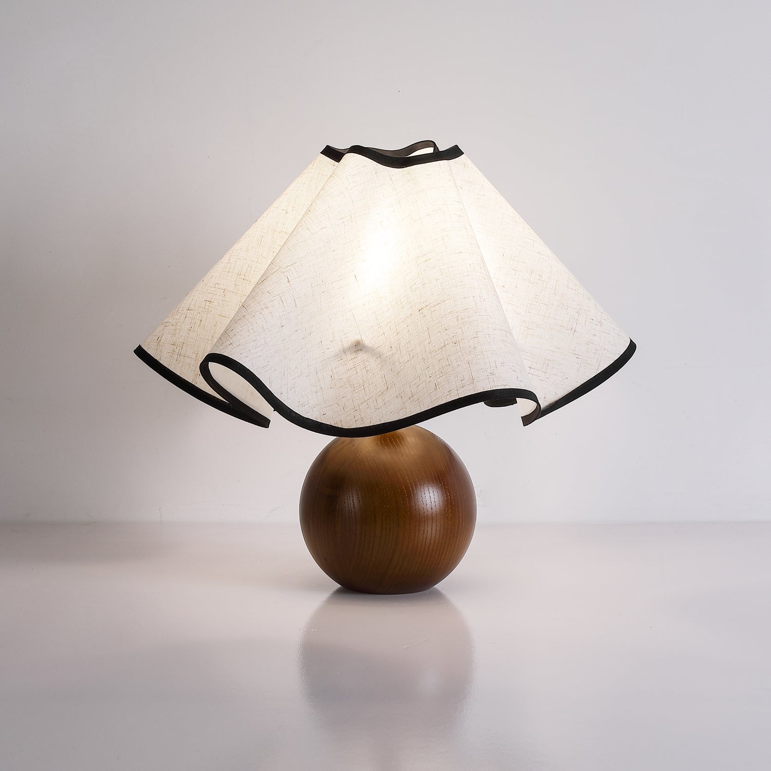 Ripple Shade Table Lamp
