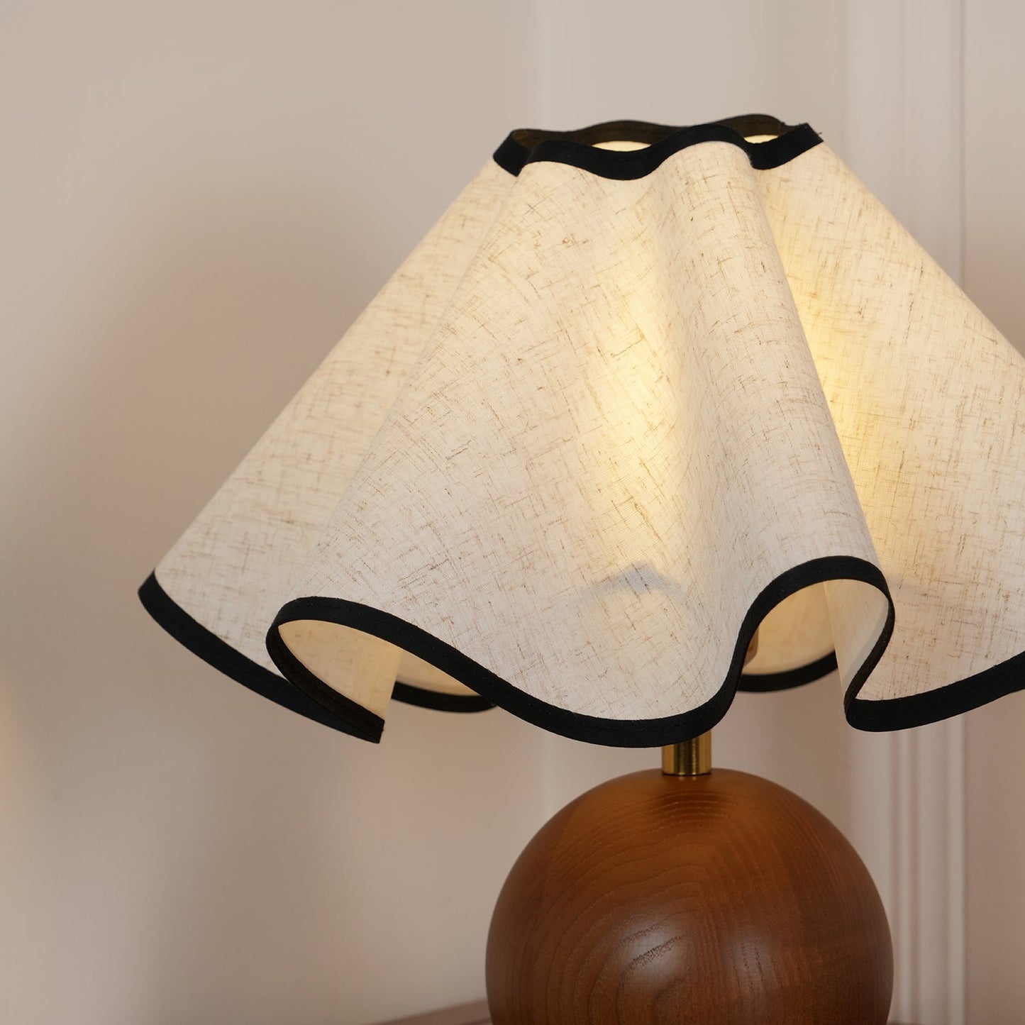 Ripple Shade Table Lamp